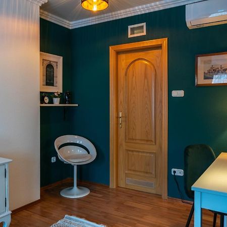 Romantic Studio Secret Garden Budapest Exterior foto